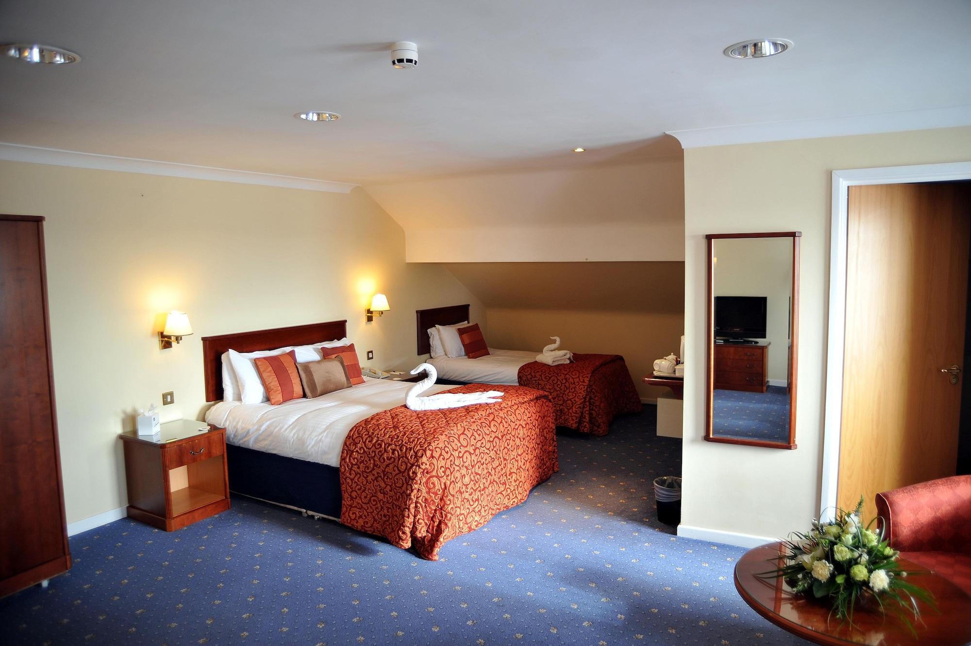 Best Western Plus Bentley Hotel, Leisure Club & Spa リンカーン エクステリア 写真