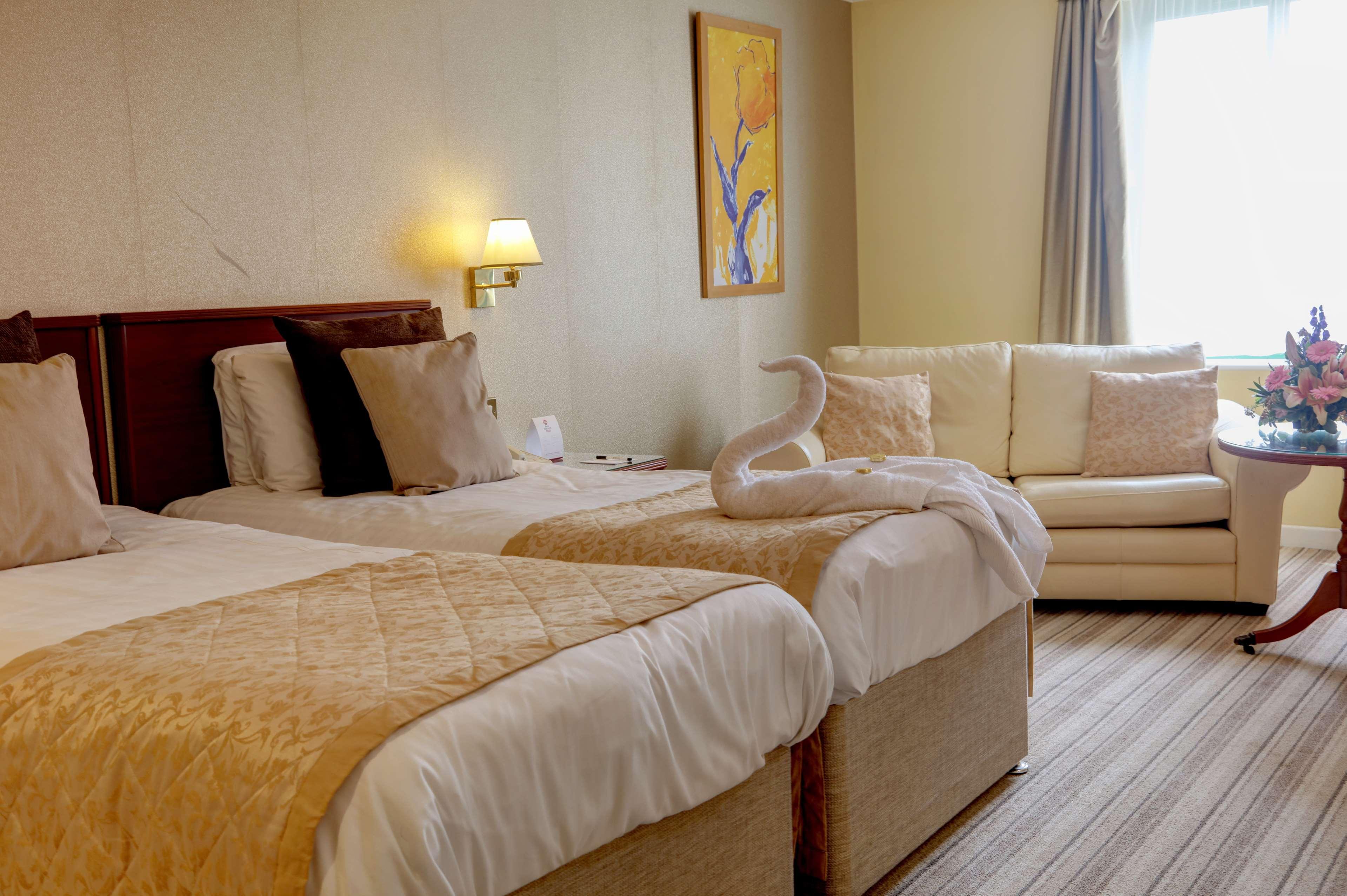 Best Western Plus Bentley Hotel, Leisure Club & Spa リンカーン エクステリア 写真