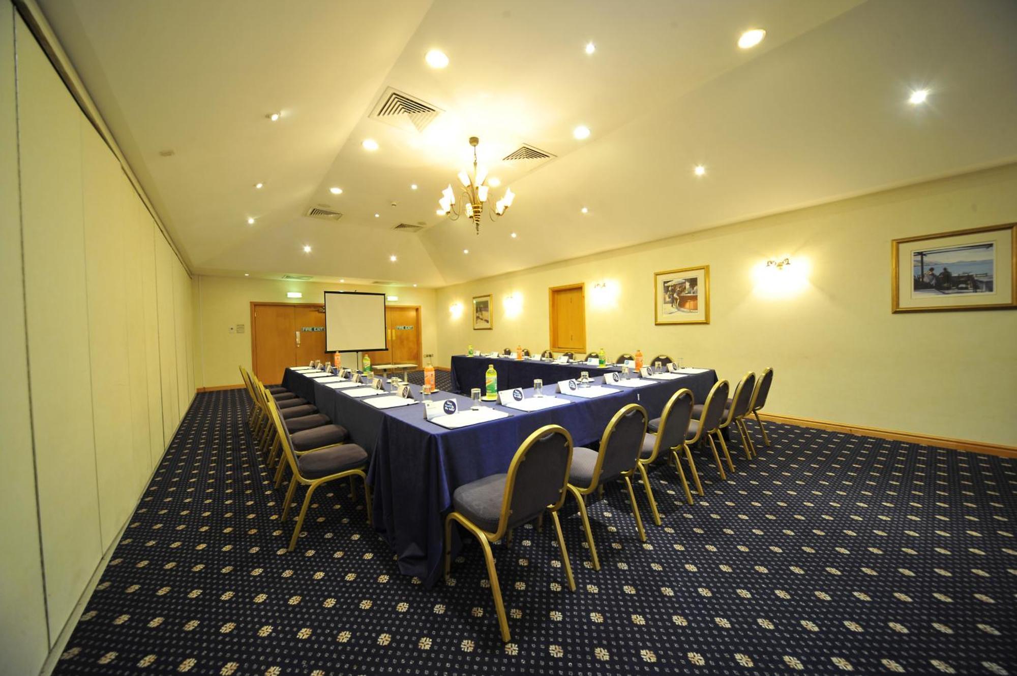 Best Western Plus Bentley Hotel, Leisure Club & Spa リンカーン エクステリア 写真