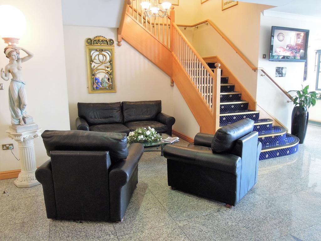 Best Western Plus Bentley Hotel, Leisure Club & Spa リンカーン エクステリア 写真