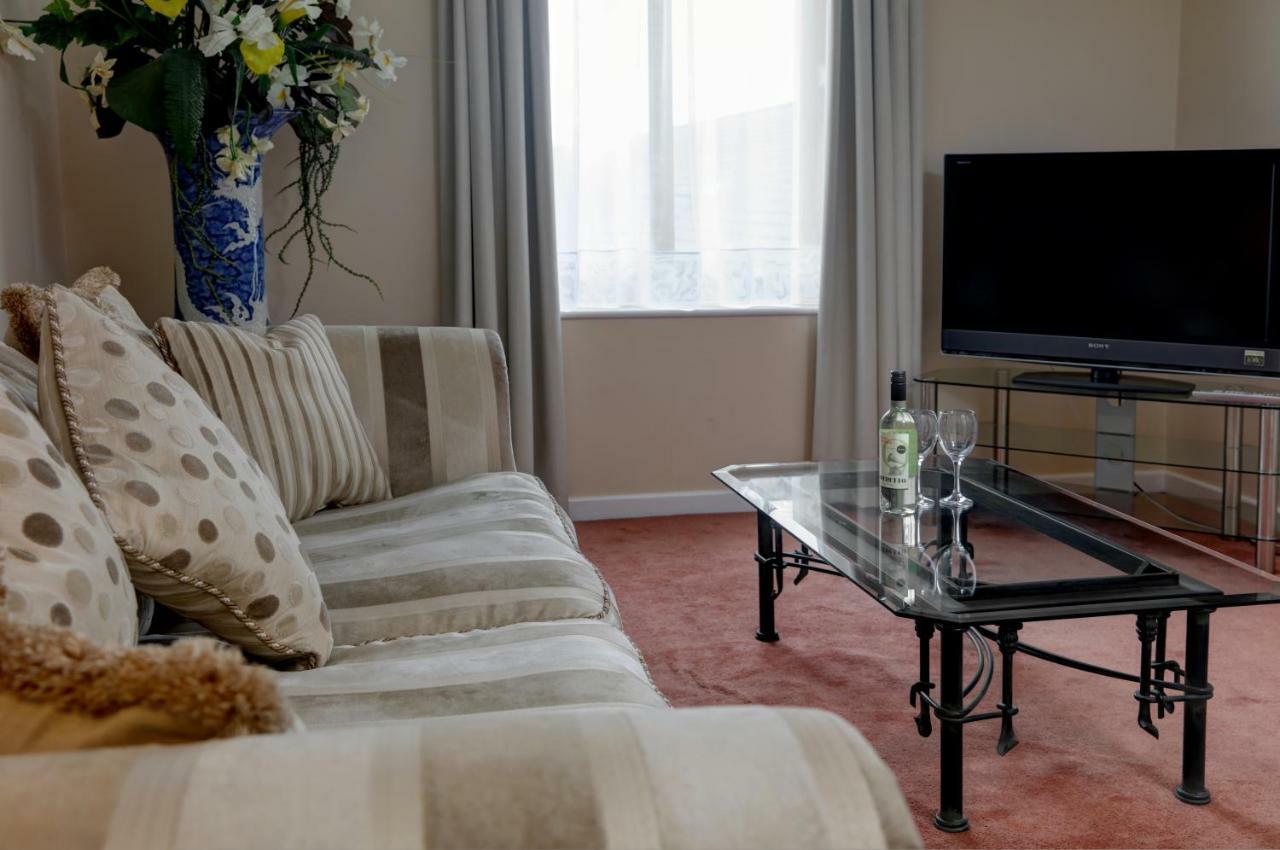 Best Western Plus Bentley Hotel, Leisure Club & Spa リンカーン エクステリア 写真